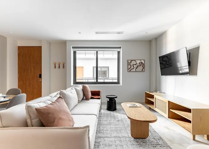 Lumina At Cardinal Apartment *